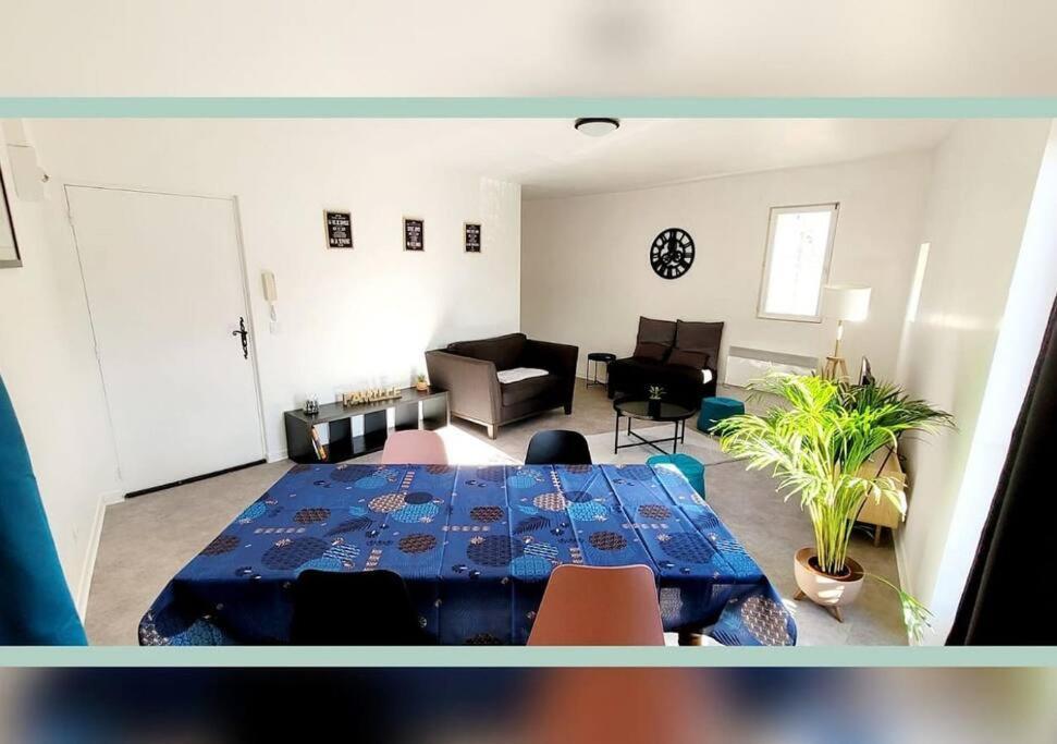 Spacieux T3 Au Pied Des Thermes Néris-les-Bains Exteriör bild